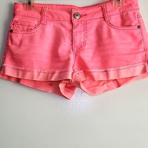 l.e.i. Low-rise Shorts Juniors Size 5 Hot Pink